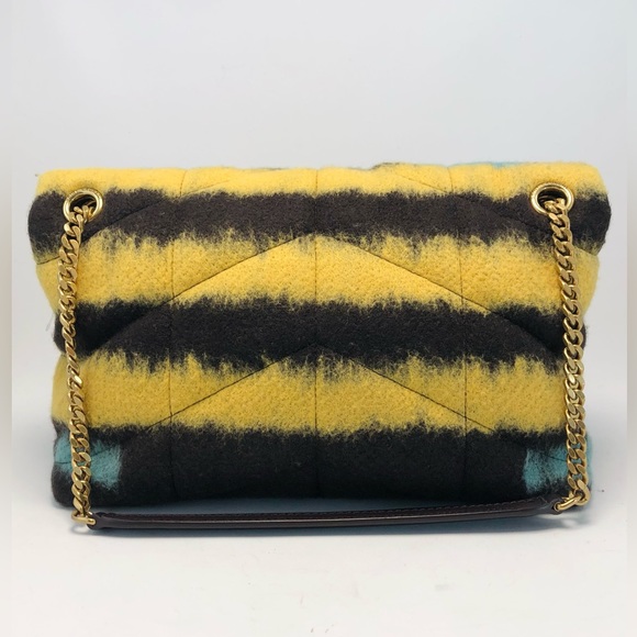 SAINT LAURENT
Small Puffer Bag in Tie Dye Fabric and
Lambskin - Picture 3 of 11